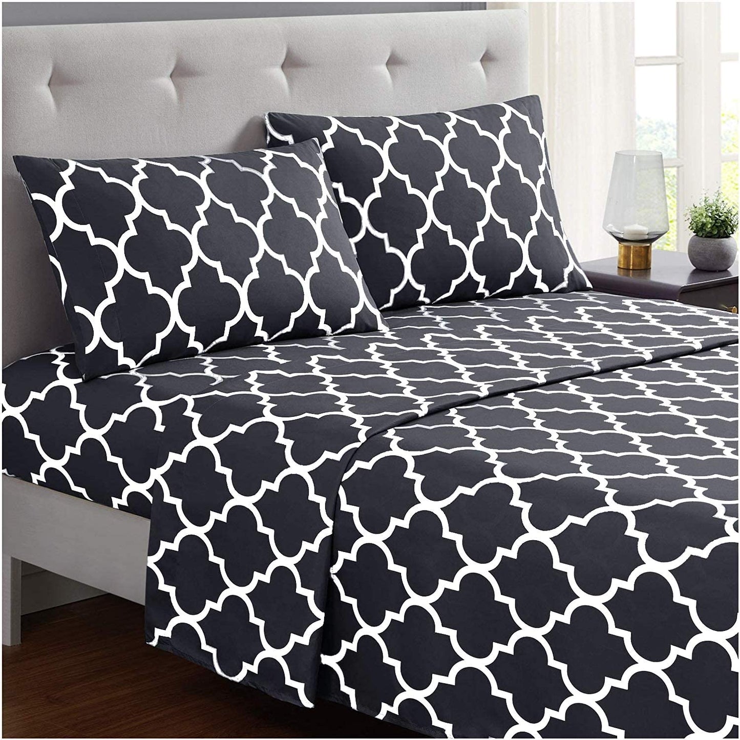 Quatrefoil Dark Gray