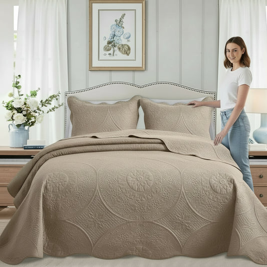 Luxurious Soft Quilt Floral Bedspread with Pillow Shams