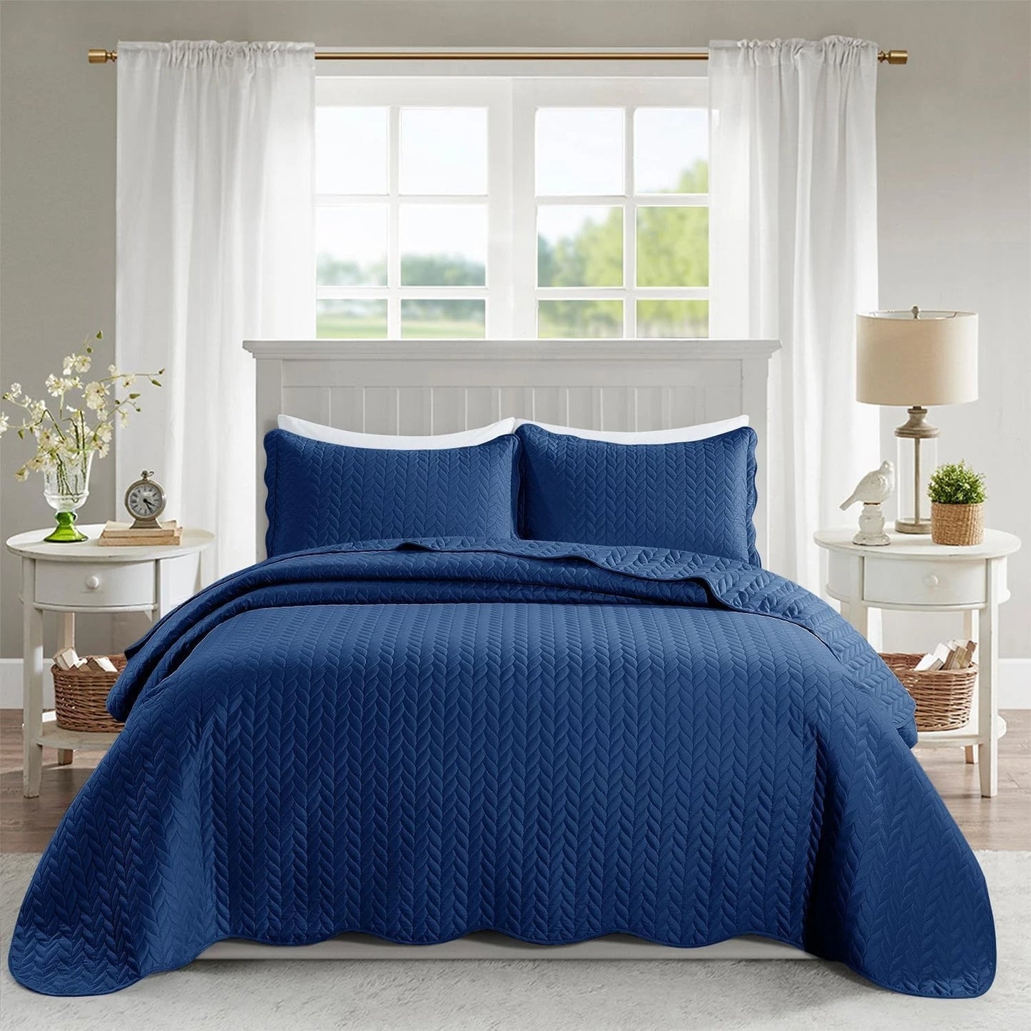 Luxury Quilted Coverlet Bedspread | Anna's Linens