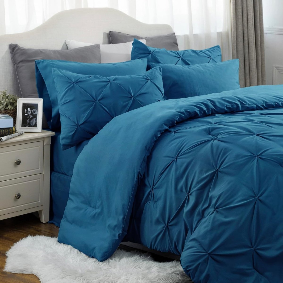Luxury Duvet Cover Pinch Pleat Brief Bedding 7 - Pieces Set - Anna's Linens