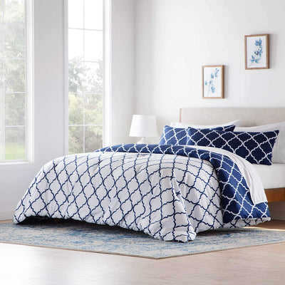 Navy/White Quatrefoil