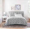 Gray/White Quatrefoil