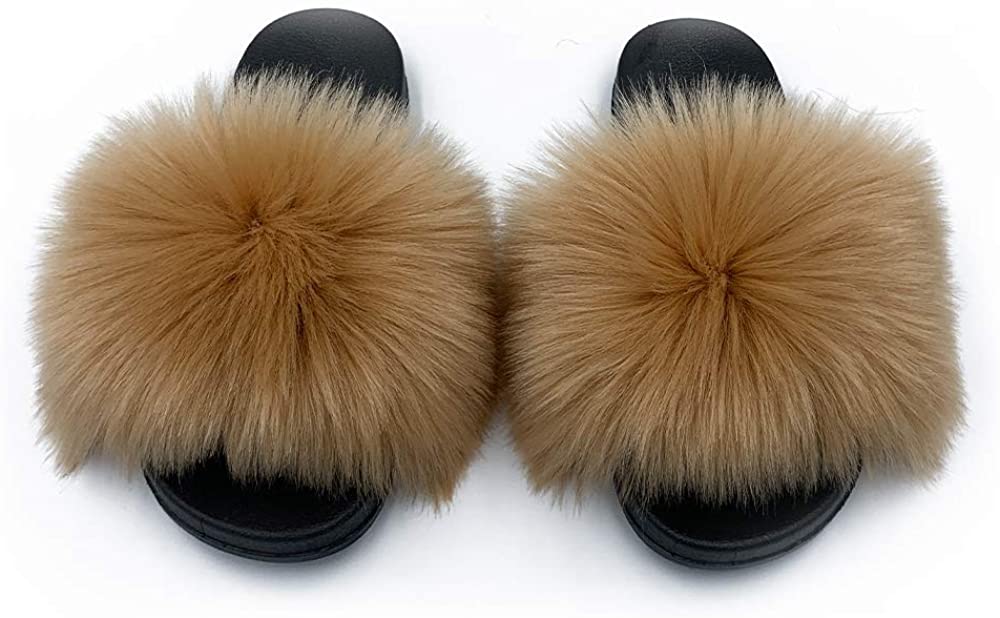 Fox fur shop slides in store