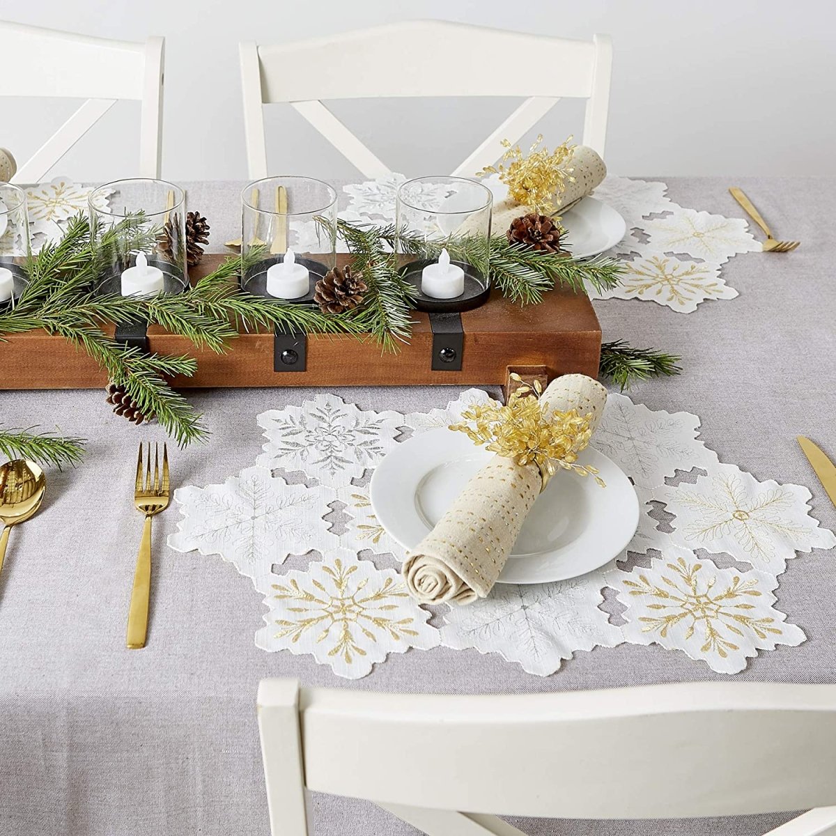 Christmas Holiday Embroidered Placemats 13x19" Set of 4 - Anna's Linens