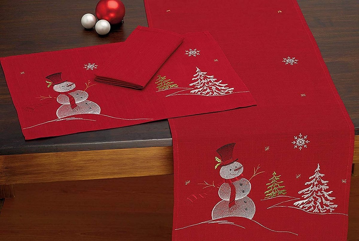Christmas Holiday Embroidered Placemats 13x19" Set of 4 - Anna's Linens