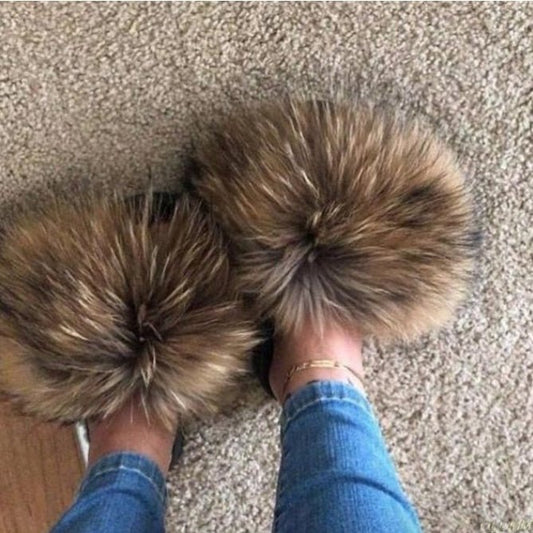 Luxury Faux Fur Slippers - Anna's Linens